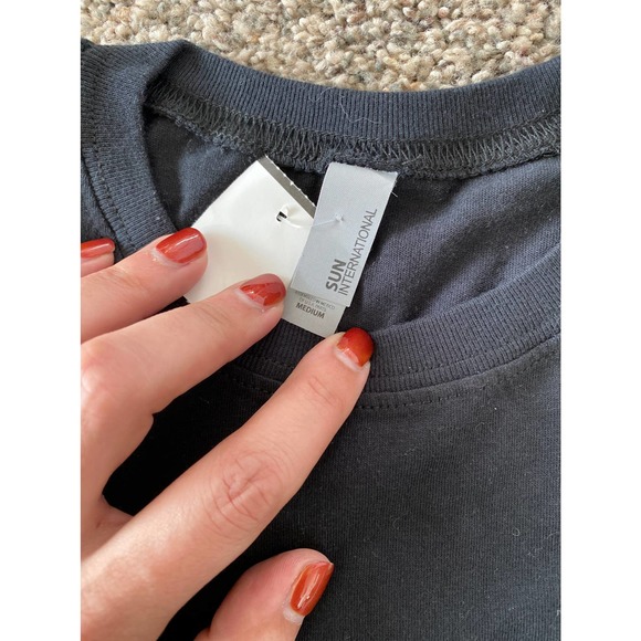 Hawaii "Aloha" t-shirt - Medium - Picture 2 of 3